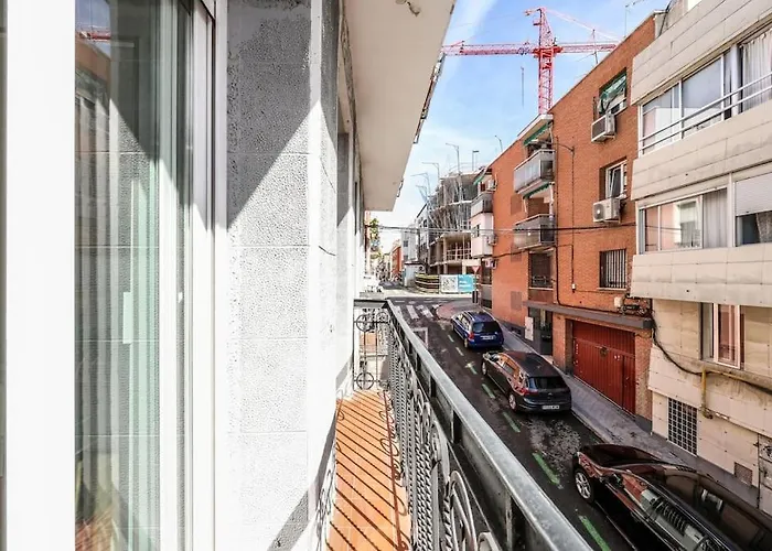 Urban Tranquility In Madrid - Just Relax & Enjoy